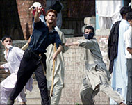 Supporters of Azam Tariq riotedafter his assassination  