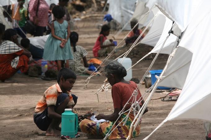 IDPs in Sri Lanka seek refuge during war