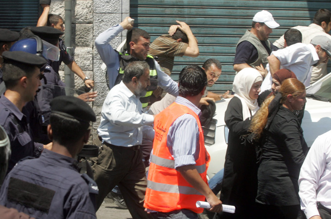 Jordanian protestors beaten