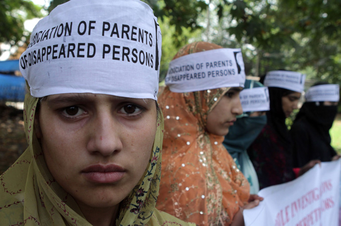 kashmir: the forgotten conflict - india''s moral defeat in kashmir