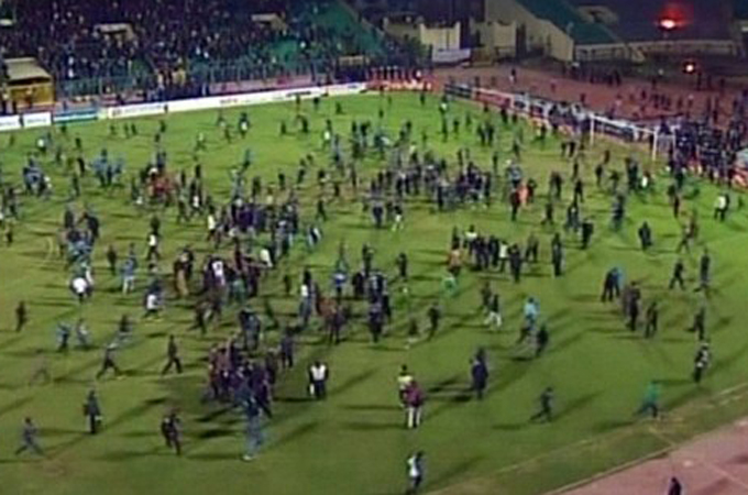 Scores killed in Egypt football violence