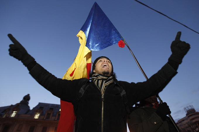 Frost over the World - Why Romania still wants the Euro