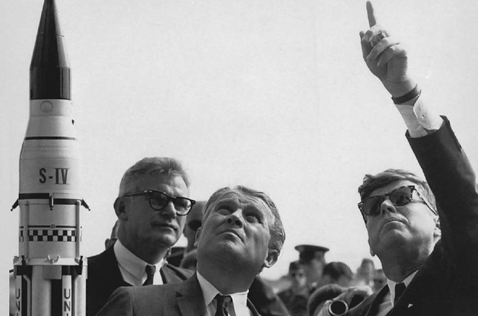 Wernher von Braun and JFK