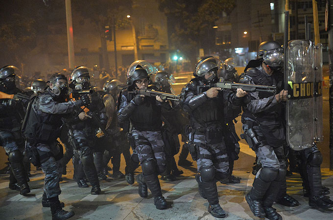 Confeds Cup Final - violence ahead of final