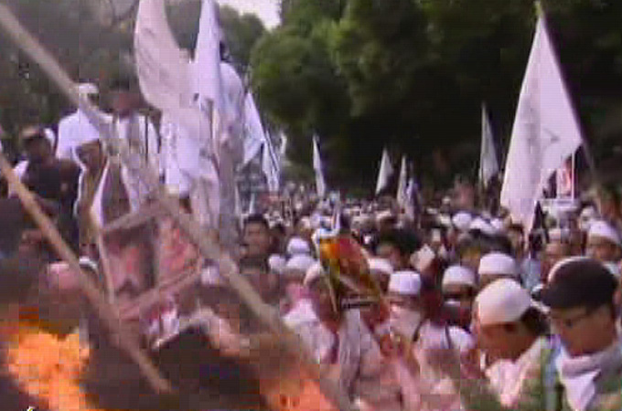 Indonesians protest against miss world