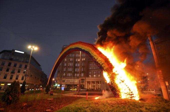 A rainbow installation in Warsaw symbolizing diversity was set on fire by far-right demonstrators [Reuters]