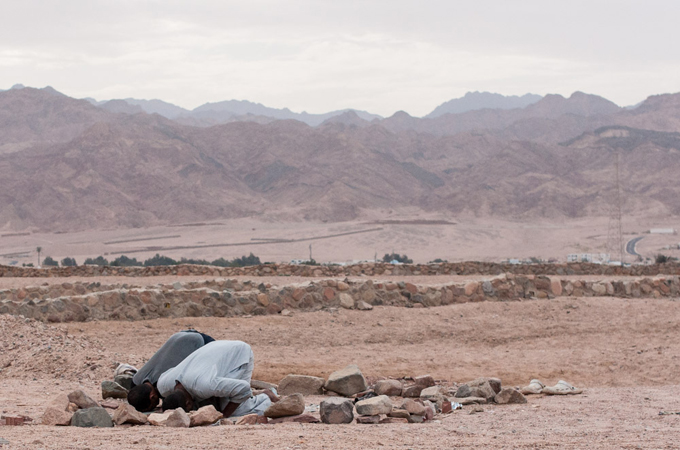 The geography of Egypt's Sinai Peninsula makes it difficult to monitor trafficking rings [Leyland Cecco/Al Jazeera]