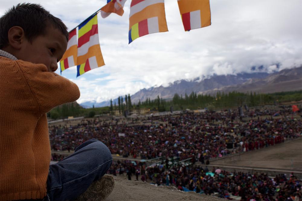 <p>Ladakh(***)s first Kalachakra in 38 years saw hotels in the main town of Leh booked out, with followers bedding down in thousands of tents, empty government buildings and schools.</p>