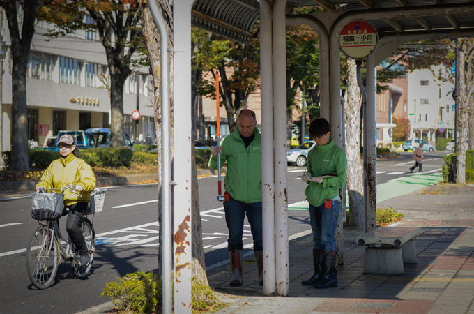 A Greenpeace radiation monitoring team checks contamination in Fukushima City [Greenpeace]