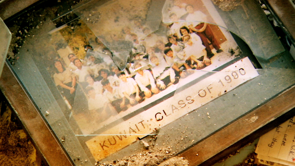 Class of 1990 - outside image title logo