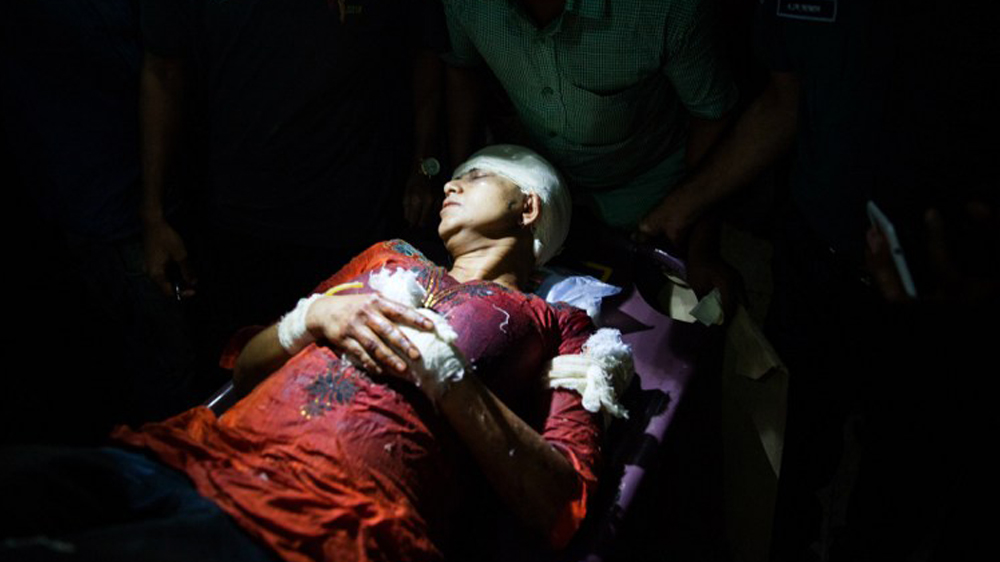 Bangladesh blogger hacked to death