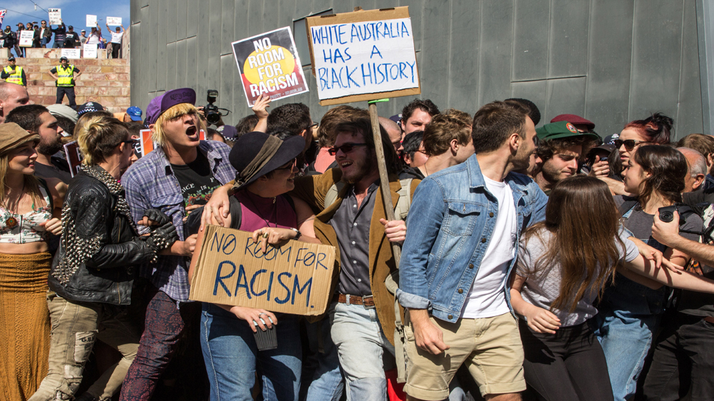 Counterprotesters outnumbered the anti-Islam protesters [Snehargho Ghosh/Al Jazeera]