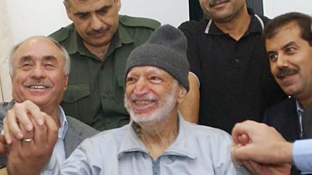 Yasser Arafat''s Health Worsens