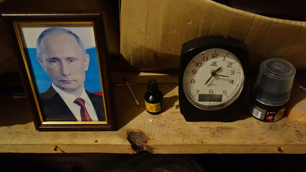 People from both sides of the conflict are opting to stay in basement shelters [Filip Warwick/Al Jazeera] 