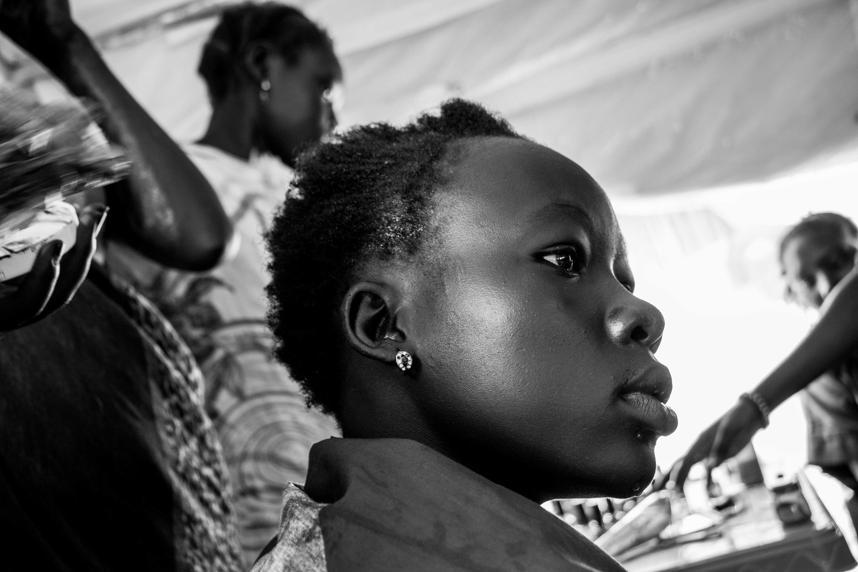 Please DO NOT USE/ WOMEN MAKE CHANGE