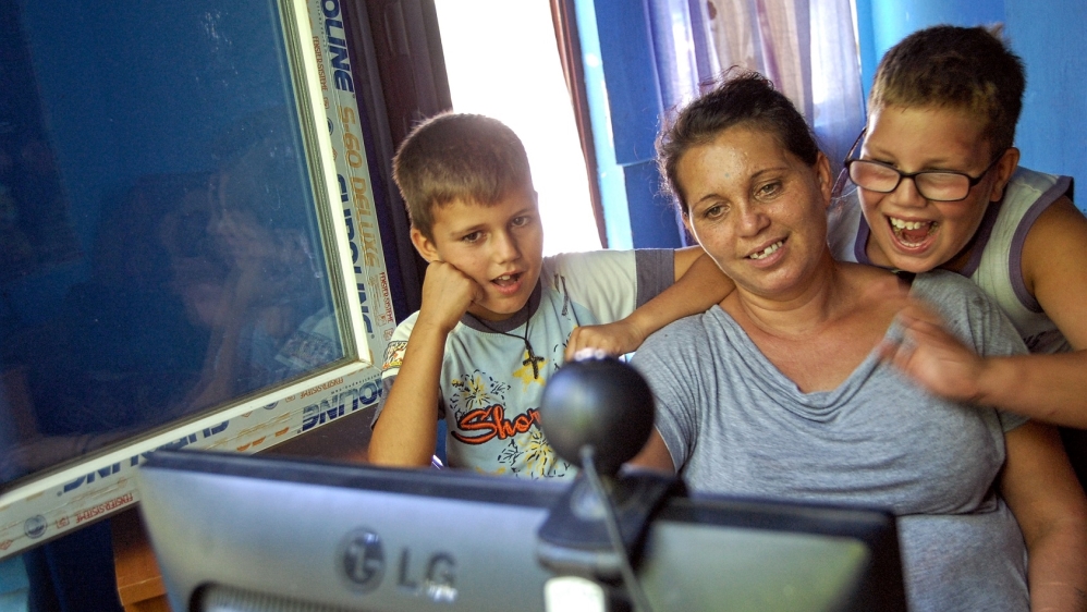 Jocelyn''s family on Skype