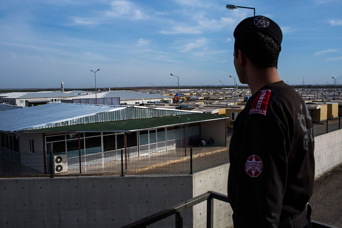 Refugees on Turkish- Syrian border/ Please Do Not Use
