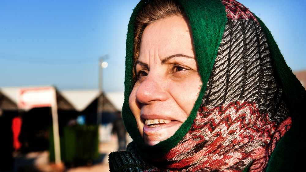 Women refugees - Please do not use