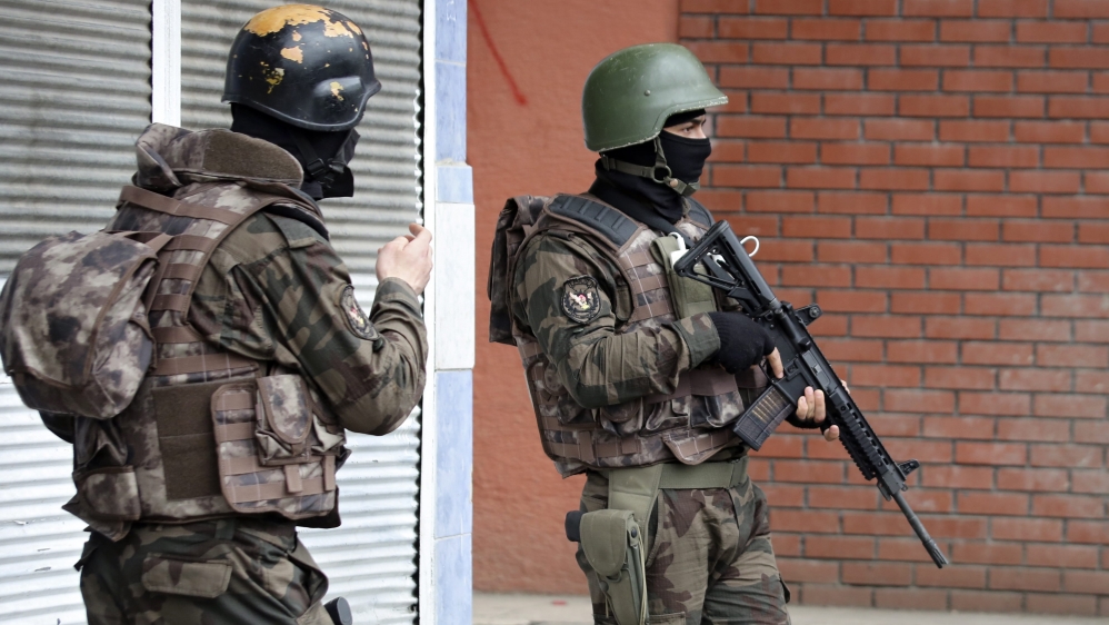 Kurds leave from Diyarbakir