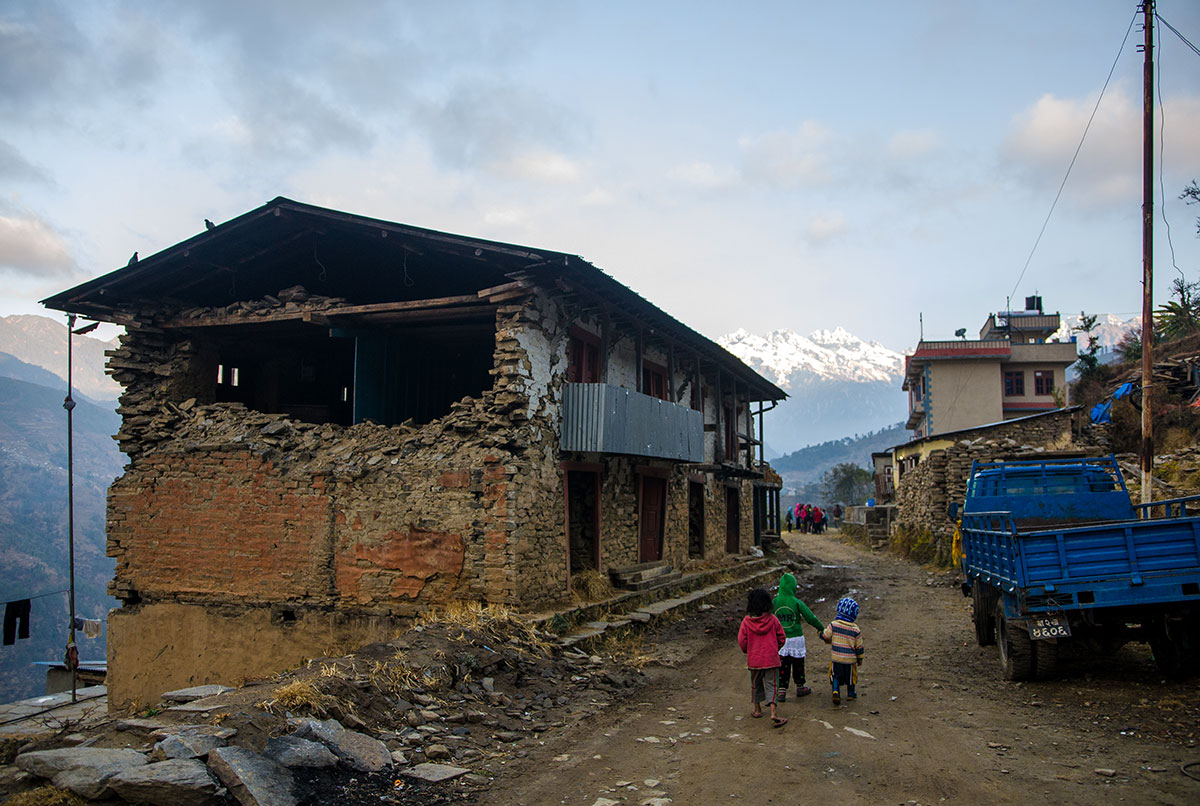 Nepal girls/ Please Do Not Use