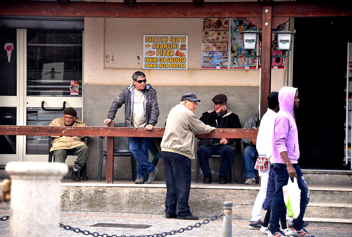 Refugees are welcome to Riace/ Please Do Not Use