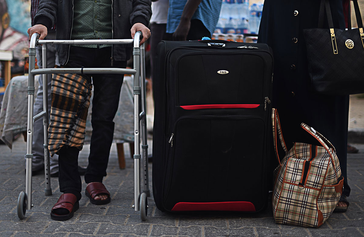 Palestinians wait at the Rafah border/ Please Do Not Use