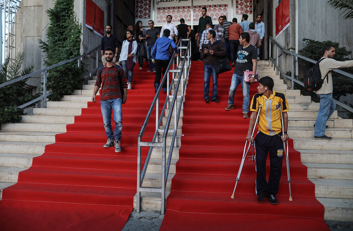 Red Carpet Gaza/Please Do Not Use
