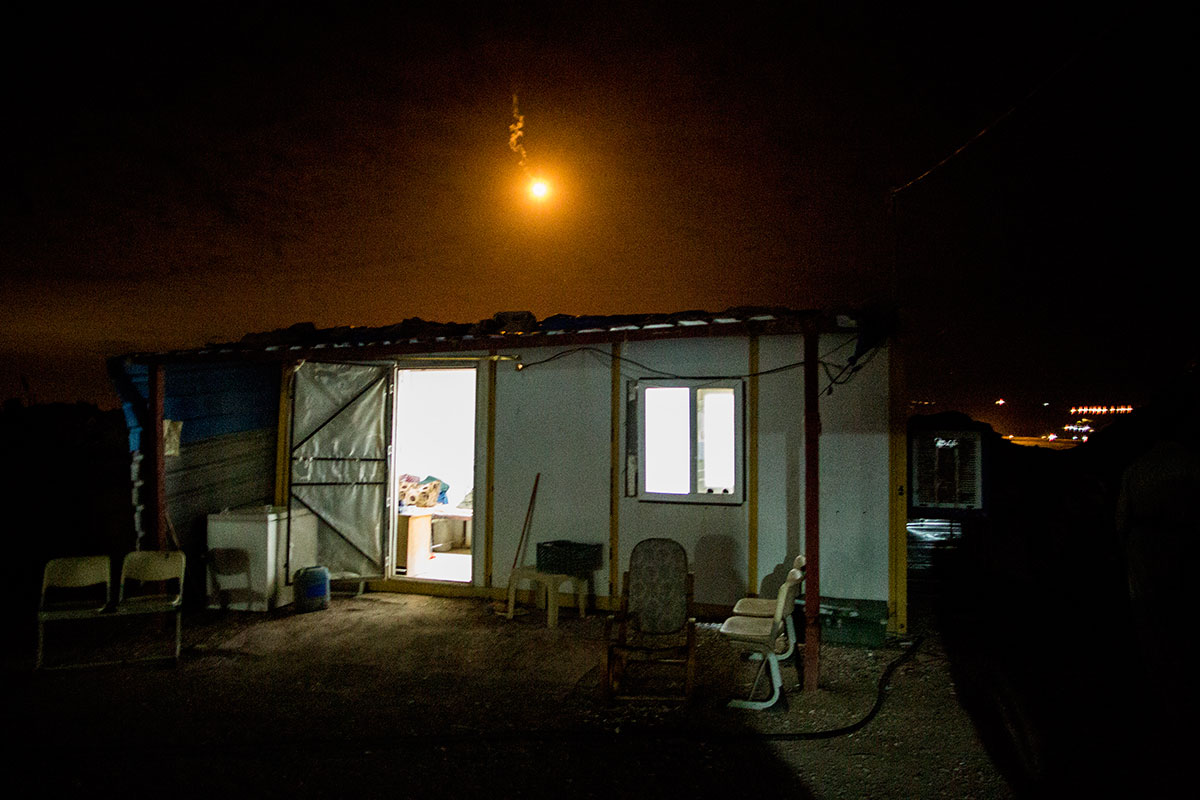 live in the frontline/Please Do Not Use