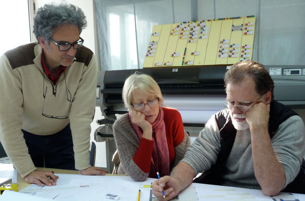 Helen Mirren with architect Brizio Montinaro, left, and her husband Taylor, right, in South Italy [Toby Follett]