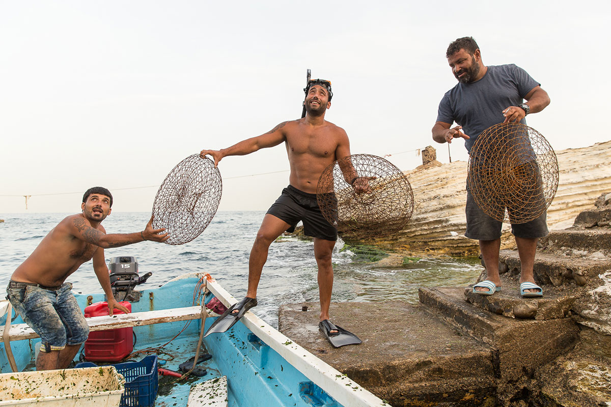 Keeping Al Dalieh, one of Beirut''''''''s last public waterfronts/ Please Do Not Use [Al Jazeera]