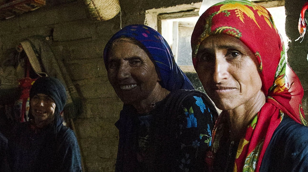 Khamisa is looking after about 10 relatives in her small shack [Thana Faroq/British Council]  
