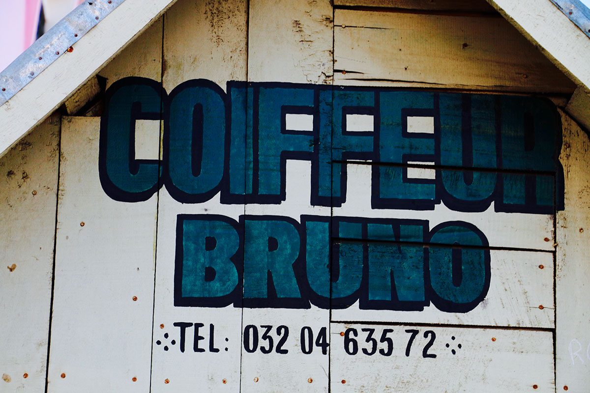 Coiffeurs and Khat/ Please Do Not Use