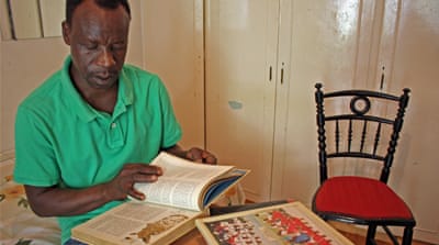 Idris Roban [Lauren Zanolli/Al Jazeera]