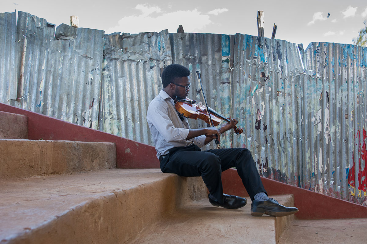 Mozart in the Korogocho slum/ Please Do Not Use