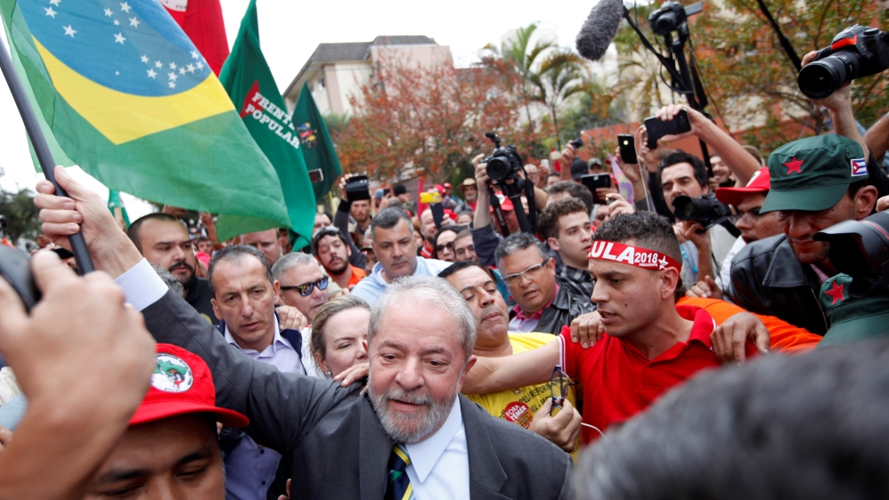 Former Brazilian President Luiz Inacio Lula da Silva arrives at Federal Justice for a testimony in Curitiba