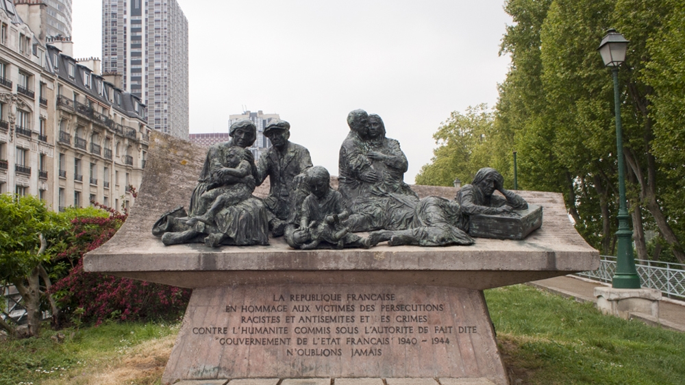 The monument for the commemoration of the Vel' d'Hiv roundup [Raymond Bobar/Al Jazeera]