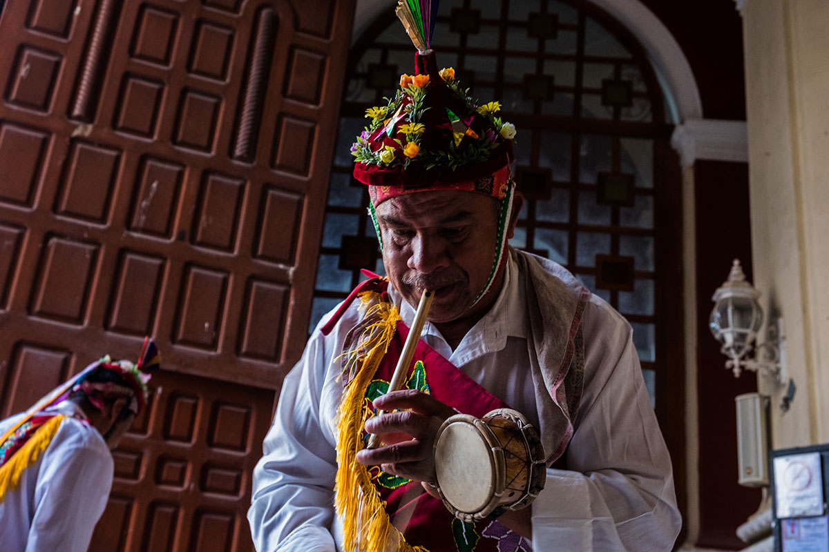 Under the wings of Unesco: Ritual flying in magical Cuetzalan/ Please Do Not Use