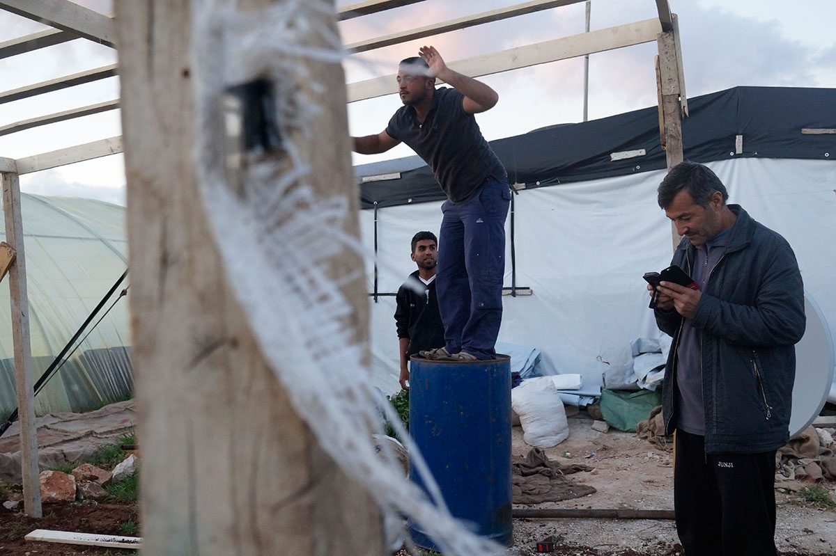 A legally blind photographer on life in a refugee camp/Please DO Not Use