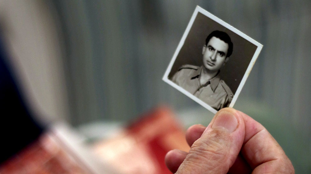 Nearly two decades after surviving the partition riots, Malik joined the Pakistani military's auxiliary force in the wake of the India-Pakistan war of 1965 [Eefa Khalid/Al Jazeera]