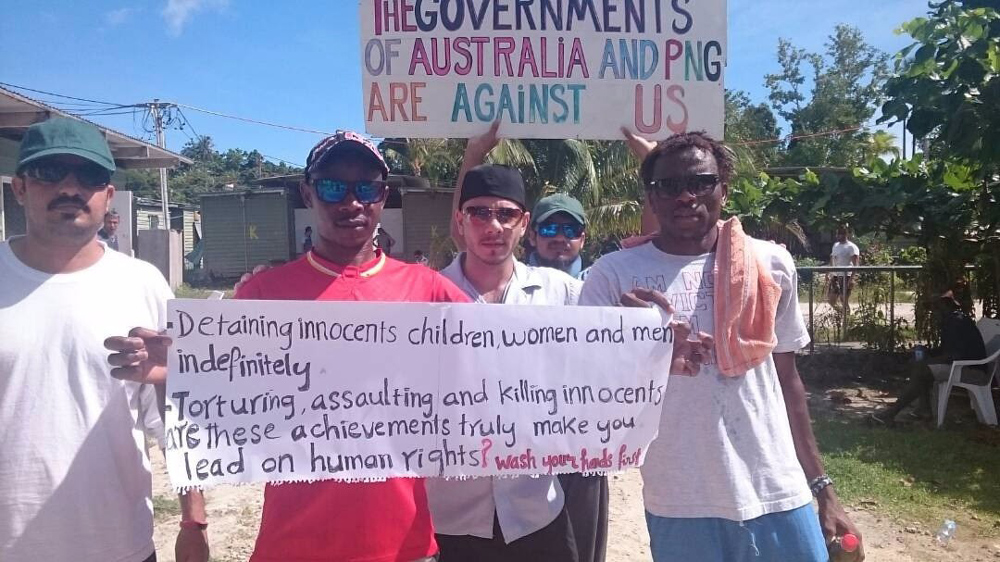 Manus refugees picture 5