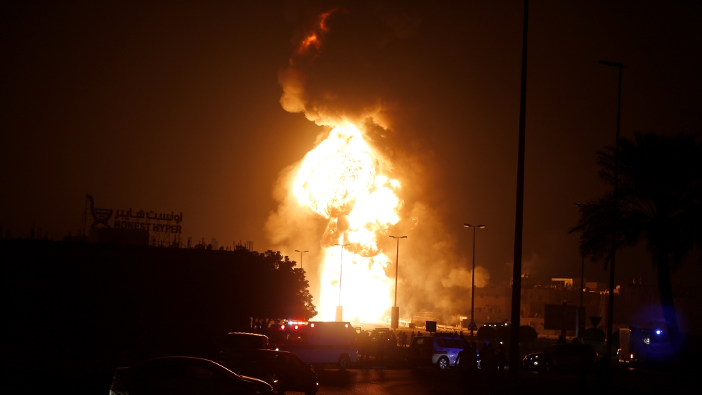 Bahrain: Oil pipeline explosion in Buri village, south of Manama