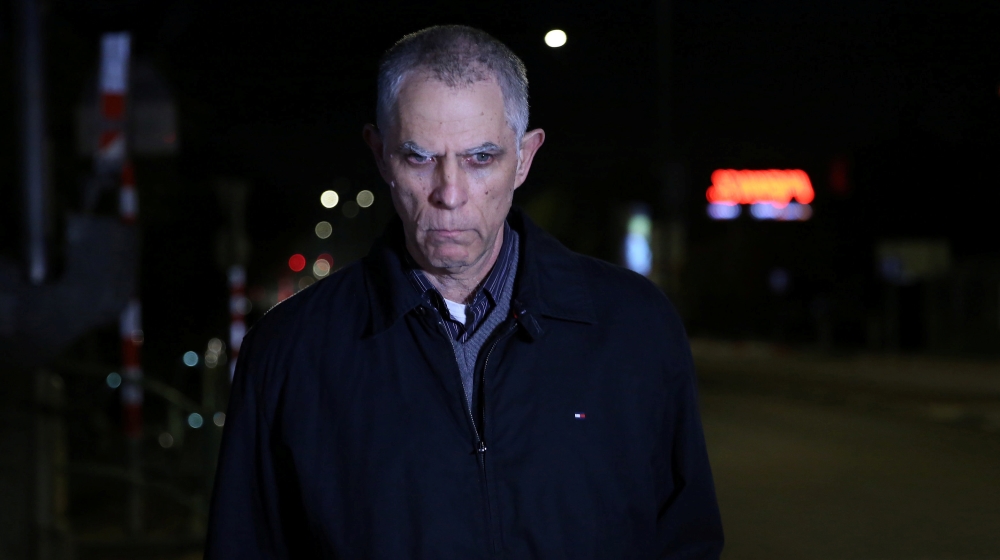 Arnon Mozes, the owner and publisher of Yedioth Ahronoth, one of Israel's leading newspapers, leaves a police investigation unit in Lod in January 2017 [File: Reuters]