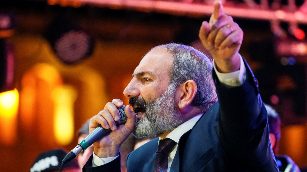 Pashinyan addresses supporters in Yerevan after the parliamentary vote [Gleb Garanich/Reuters]