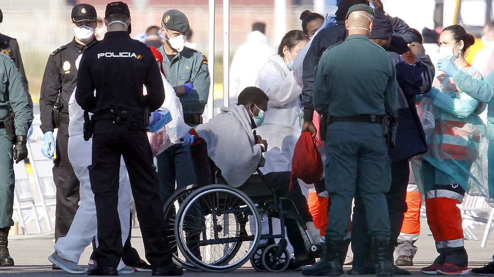 Migrants who had been on the Aquarius and were rejected by Salvini arrive in Valencia, Spain on Sunday, June 17, 2018 [AP Photo/Alberto Saiz]