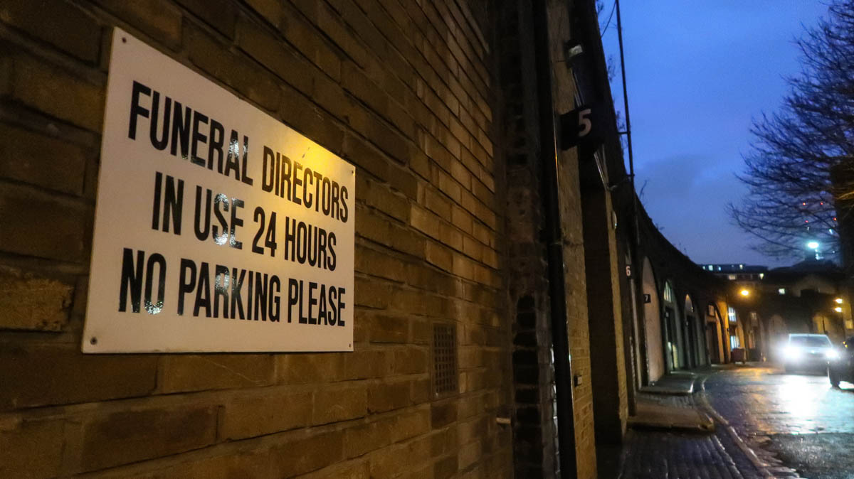 The Muslim undertakers of East London