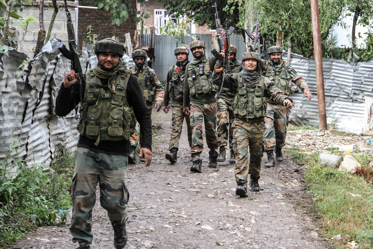 Kashmir photo story [Sameer Mushtaq/Al Jazeera]