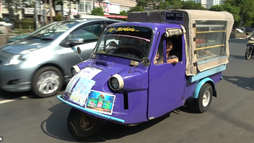 jakarta tuk tuk library