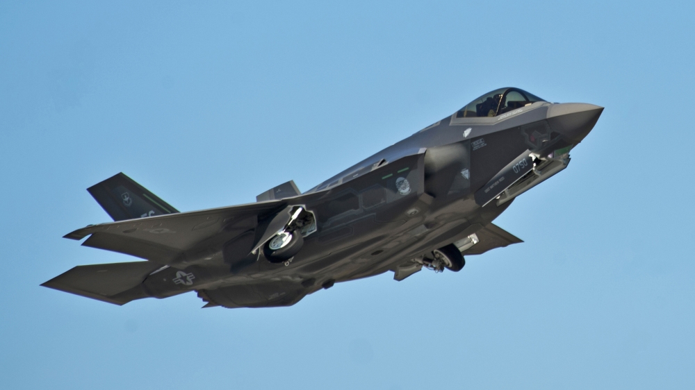 An F-35A Lightning II Joint Strike Fighter takes off on a training sortie at Eglin Air Force Base, Florida in this March 6, 2012 file photo. Canada is poised to buy 65 Lockheed Martin Corp F-35 Joint