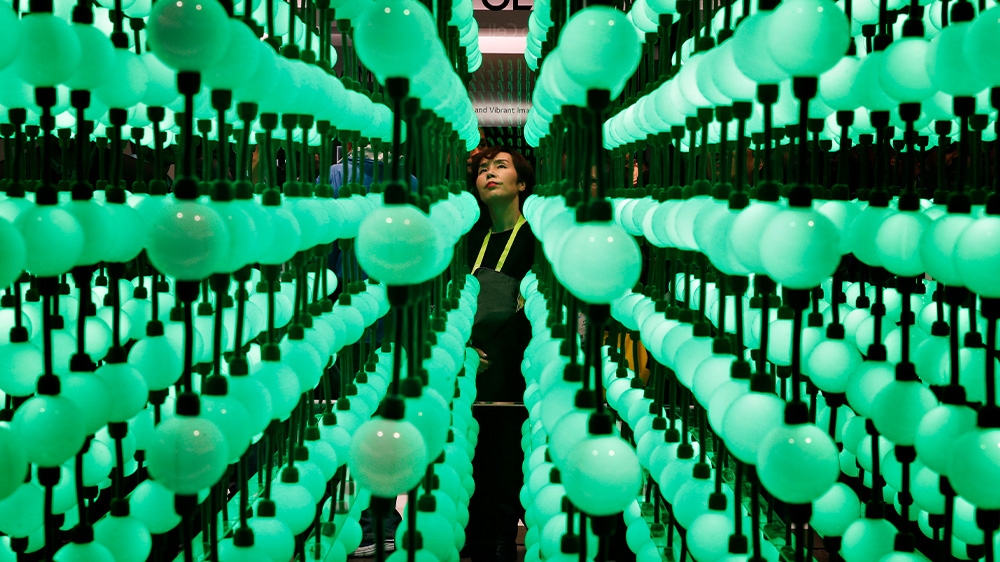 Japan Korea LG displays