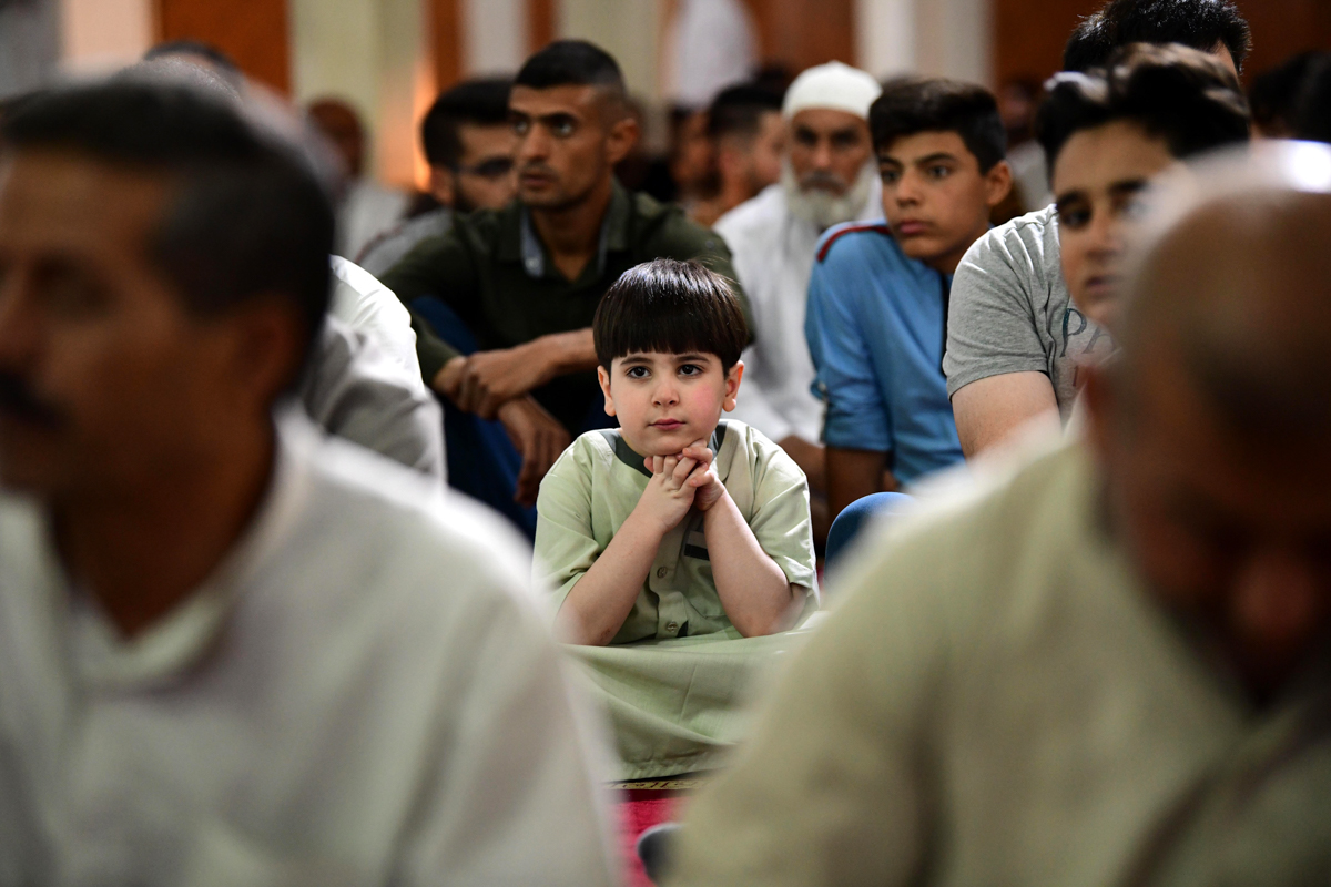 Iraqi Sunni Muslims pray during the festival of Eid al-Adha at Um Al-Tabool mosque in central Baghdad, Iraq, 11 August 2019. Eid al-Adha is the holiest of the two Muslims holidays celebrated each year